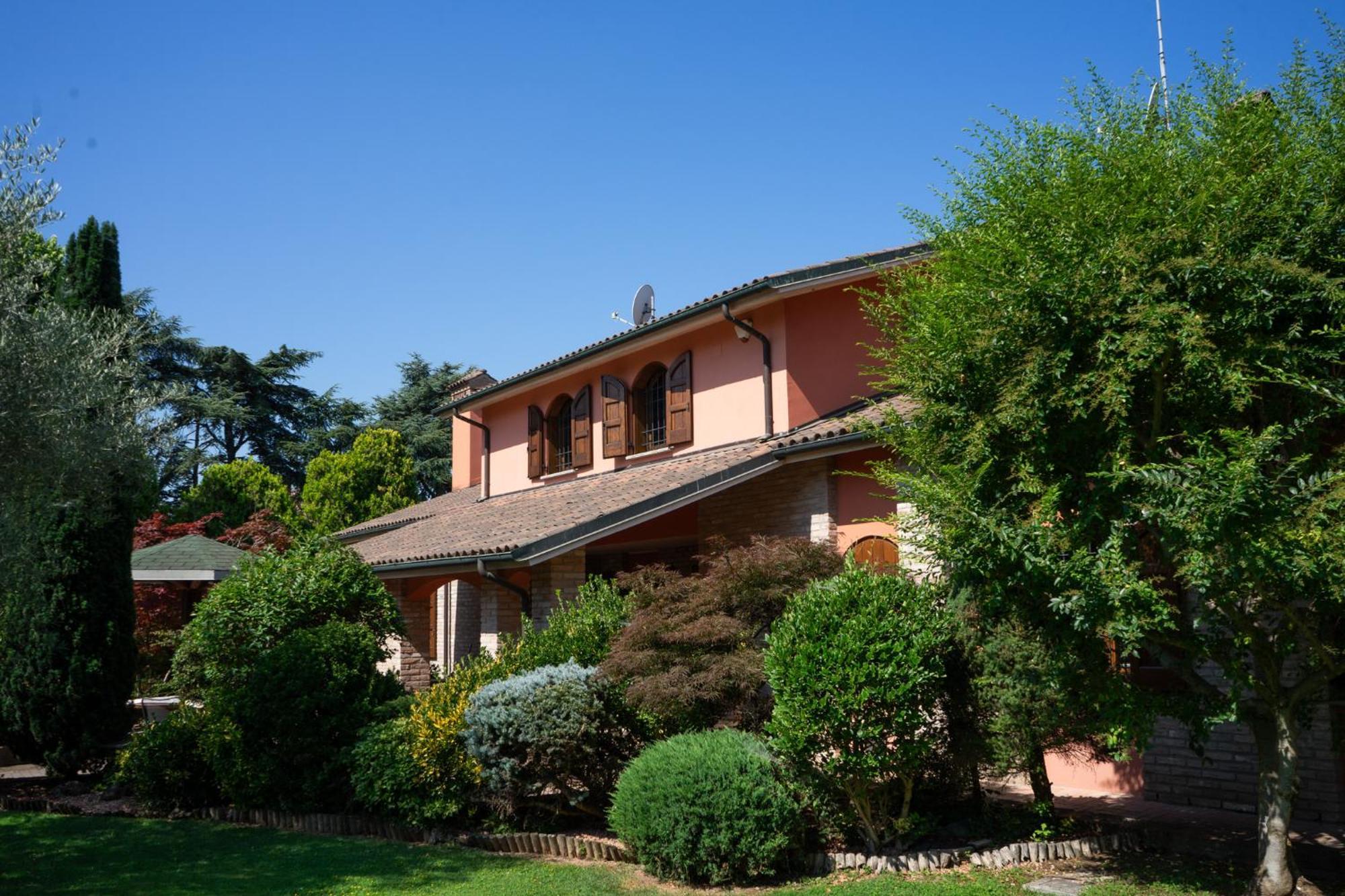 B&B Villa Argiolas Módena Exterior foto